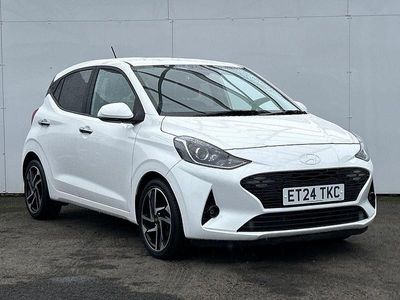 White Used 2024 Hyundai i10 Premium Hatchback | £14,950 (Fair price)
