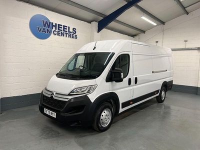 Usado Citroën Relay 140 HP (102 kW) 2023 Branco Van