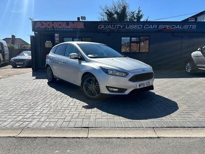 Used Ford Focus Zetec 115 HP (84 kW) 2015 Silver Hatchback