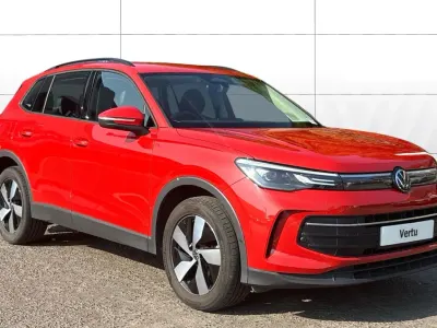 Used VW Tiguan Edition 150 HP (110 kW) 2024 Red SUV