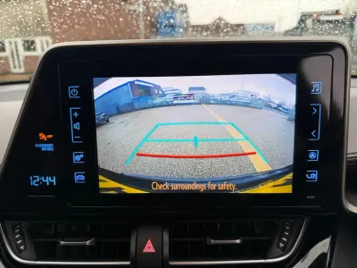 Używany Toyota C-HR 2017 Czarny SUV