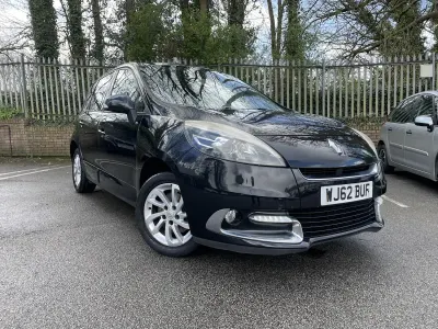 Used Renault Scénic III Dynamique 108 HP (79 kW) 2012 Black MPV
