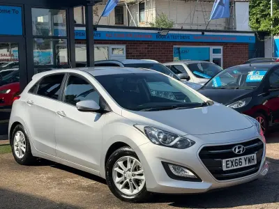 Used Hyundai i30 SE 110 HP (80 kW) 2016 Silver Hatchback