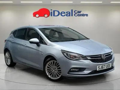 Second-hand Vauxhall Astra Elite 2017 Argintiu Hatchback