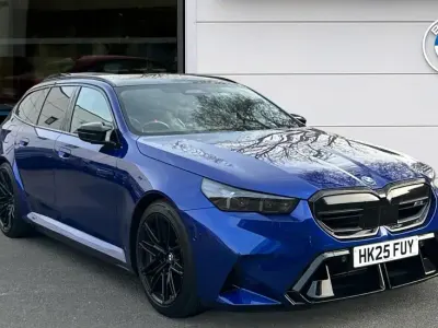 Used BMW M5 Comfort Edition 717 HP (527 kW) 2025 Blue Estate