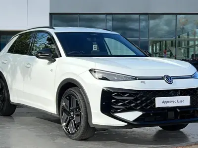 Ny VW T-Roc R-line 150 HK (110 kW) 2026 Vit SUV