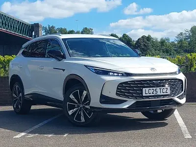 Used MG HS Trophy 169 HP (124 kW) 2025 White SUV
