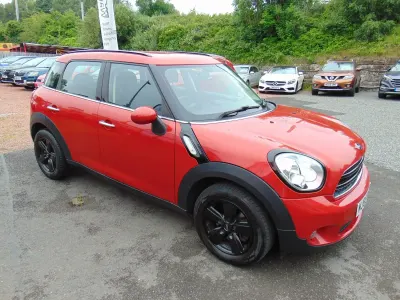 Used Mini Cooper Countryman 122 HP (89 kW) 2015 Red SUV