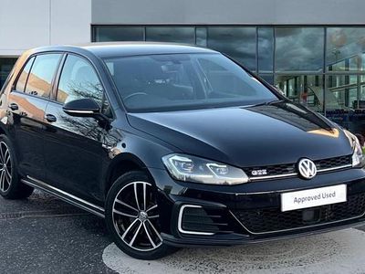 Used VW Golf VII GTE 204 HP (150 kW) 2018 Deep black