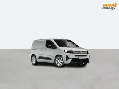 Used Vauxhall Combo Design Edition 100 kW (136 HP) 2025 Blue MPV