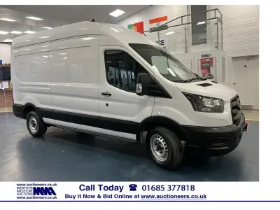 Usado Ford Transit 130 CV (95 kW) 2021 Blanco Van