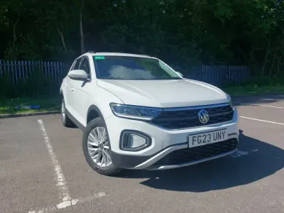 Used VW T-Roc Life 110 HP (80 kW) 2023 White SUV