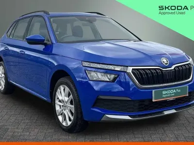 Käytetty Skoda Kamiq SE 94 HP (69 kW) 2022 Sininen Katumaasturi