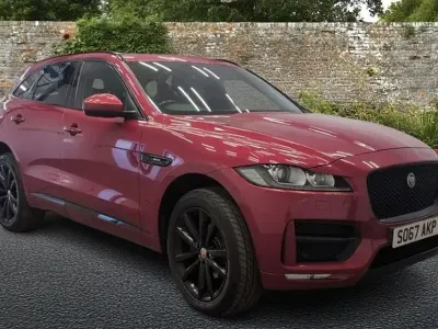 Used Jaguar F-Pace R-Sport 180 HP (132 kW) 2018 Red SUV