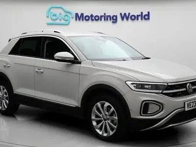 Usado VW T-Roc Style 150 HP (110 kW) 2025 SUV