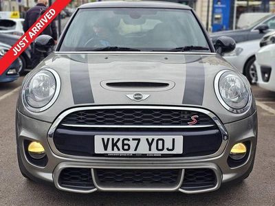 Usado Mini Cooper S Hatch 192 HP (141 kW) 2017 Prateado Citadino