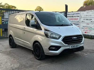 Używany Ford Transit Custom Limited 130 KM (95 kW) 2018 Srebrny Van