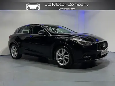 Used Infiniti Q30 Premium 2017 Black Hatchback
