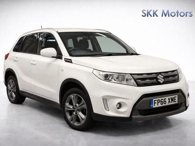 Used Suzuki Vitara SZ-T 120 HP (88 kW) 2016 White SUV