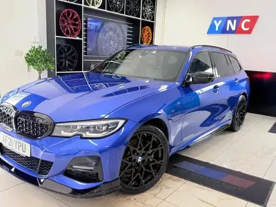 Usado BMW 330e M Sport 2021 Azul Carrinha