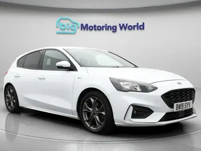Second-hand Ford Focus ST-Line 125 CP (91 kW) 2019 Alb Hatchback