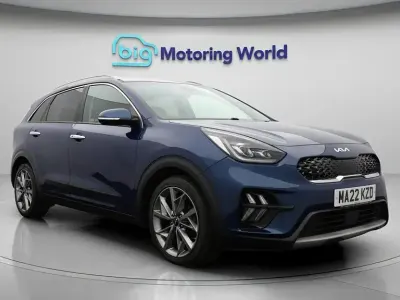 Used Kia Niro 139 HP (102 kW) 2022 Blue SUV
