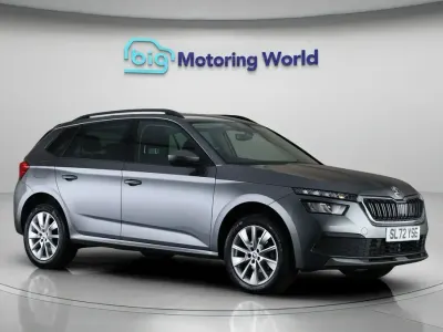 Begagnad Skoda Kamiq SE Drive 109 HK (80 kW) 2023 Grå SUV