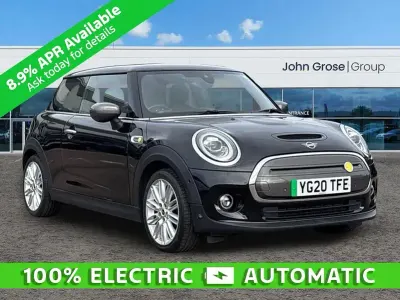 Begagnad Mini Cooper S Hatch 135 kW (184 HK) 2020 Svart Halvkombi