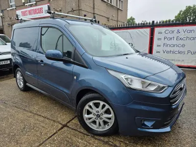 Used Ford Transit Connect Limited 2018 Blue MPV