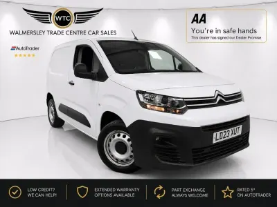 Used Citroën Berlingo 130 HP (95 kW) 2023 White MPV