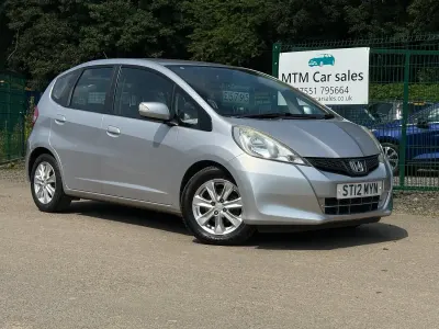 Used Honda Jazz ES 99 HP (72 kW) 2012 Silver Hatchback