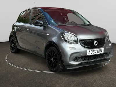 Used Smart ForFour Premium 71 HP (52 kW) 2017 Black Hatchback