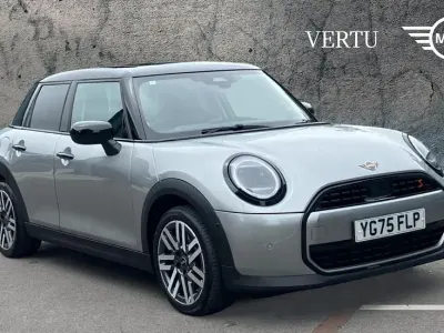 Used Mini Cooper S Hatch 201 HP (147 kW) 2025 Silver Hatchback