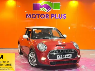 Usado Mini Cooper S Hatch 192 HP (141 kW) 2016 Vermelho Citadino