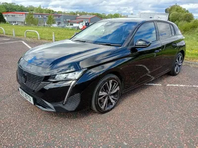 Usado Peugeot 308 Allure 130 HP (95 kW) 2023 Preto Citadino