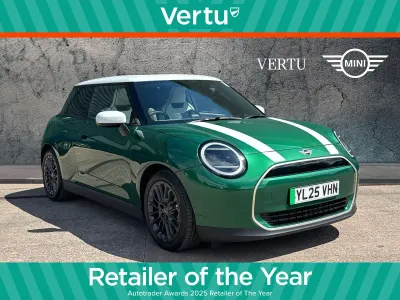Used Mini Cooper Exclusive 135 kW (184 HP) 2025 Green Hatchback