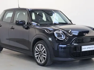 Used Mini Cooper S Hatch 201 HP (147 kW) 2024 Black Hatchback