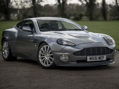 Used Aston Martin Vanquish 466 HP (342 kW) 2001 Silver Coupe