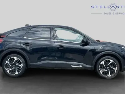 Używany Citroën C4 PureTech 127 KM (93 kW) 2023 Czarny SUV