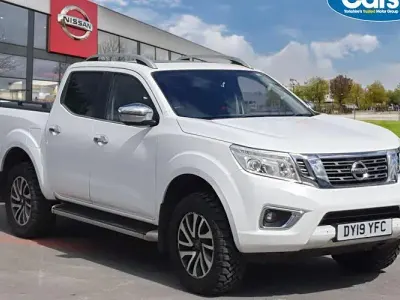Begagnad Nissan Navara Tekna 190 HK (139 kW) 2019 Vit Pickup