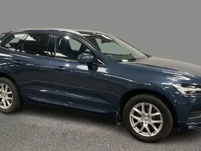 Begagnad Volvo XC60 Momentum 197 HK (144 kW) 2019 Blå SUV