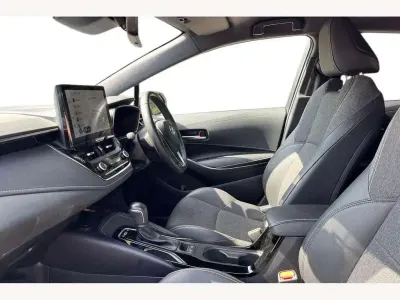 Used Toyota Corolla Design 140 HP (102 kW) 2023 Grey Hatchback