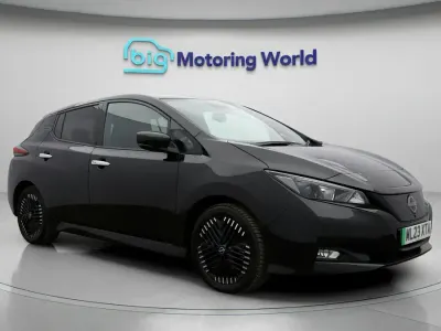 Używany Nissan Leaf N-Connecta 110 kW (150 KM) 2023 Czarny Hatchback