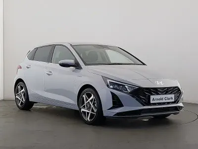 Used Hyundai i20 Premium 100 HP (73 kW) 2024 Grey Hatchback