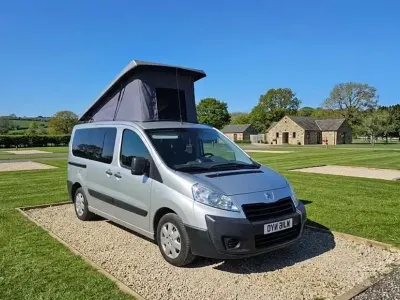 Used Peugeot Expert Comfort 98 HP (72 kW) 2016 Van