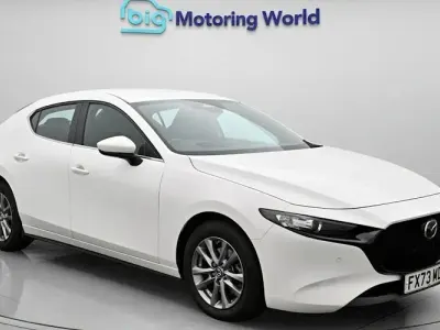 Used Mazda 3 Center-Line 122 HP (89 kW) 2023 White Hatchback