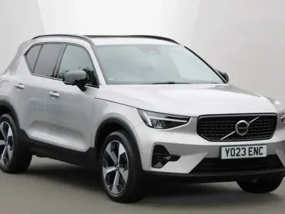 Used Volvo XC40 Ultimate 197 HP (144 kW) 2023 Silver dawn SUV