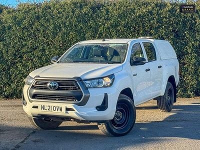 Used Toyota HiLux Active 150 HP (110 kW) 2021 White Pickup