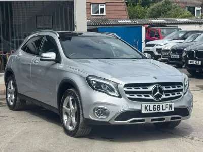 Used Mercedes GLA200 Premium Plus 136 HP (100 kW) 2019 Silver SUV