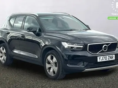 Usado Volvo XC40 Momentum 163 CV (119 kW) 2021 Negro SUV